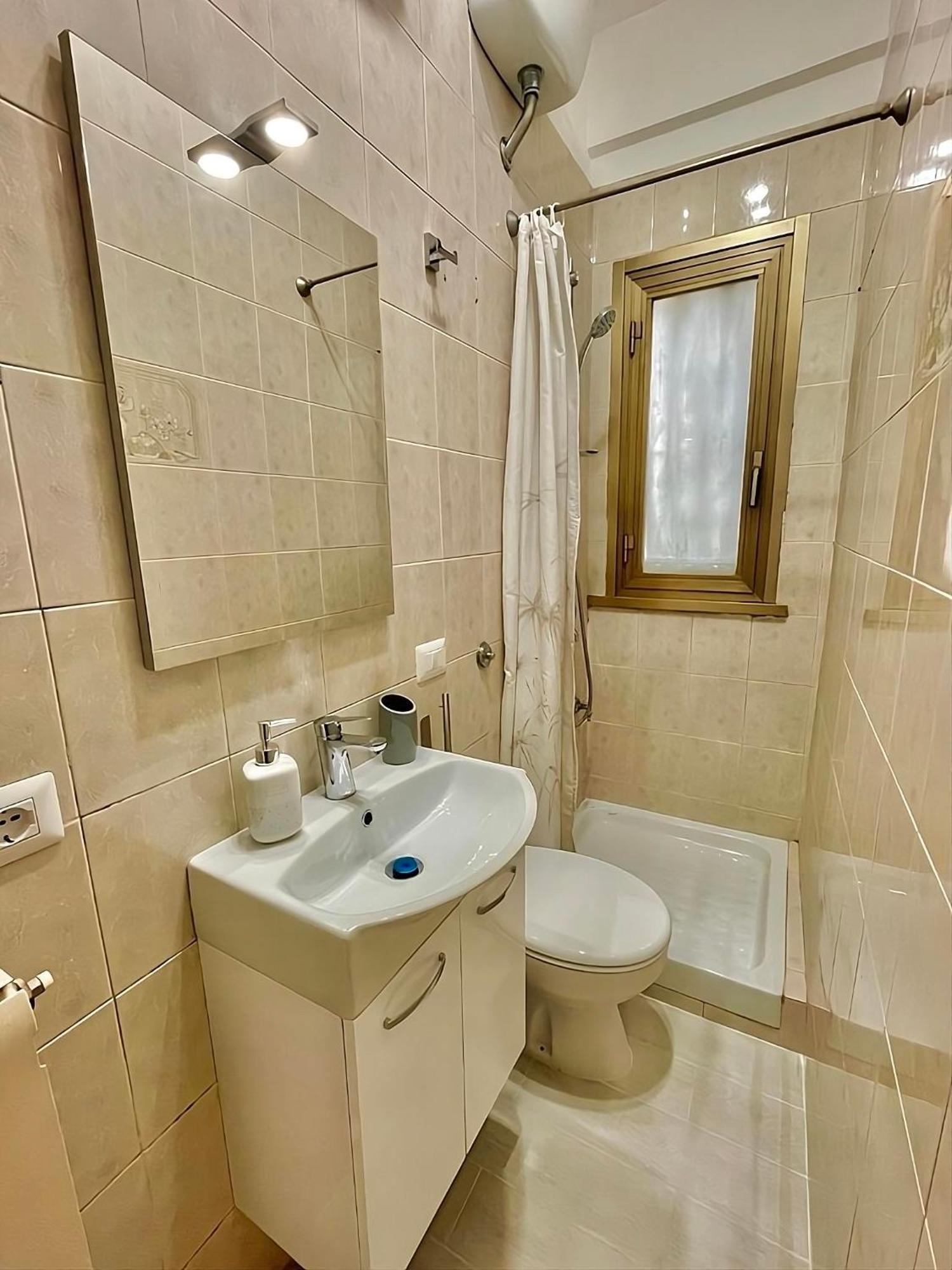 Grace'S Mirror Apartment Rome Luaran gambar